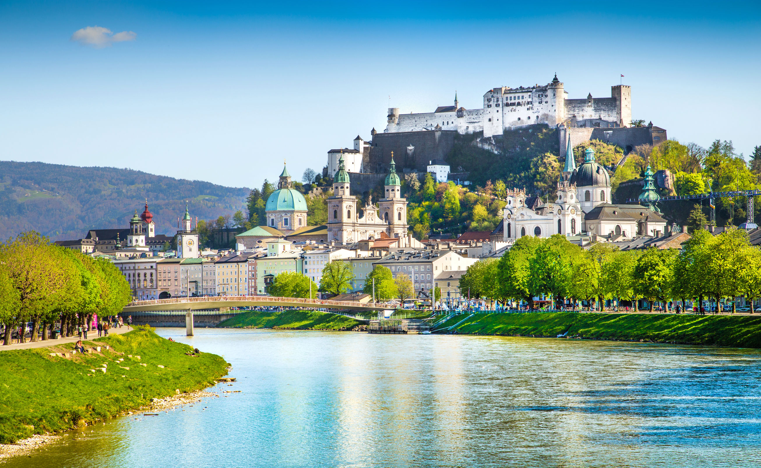 Cheap flight to Salzburg